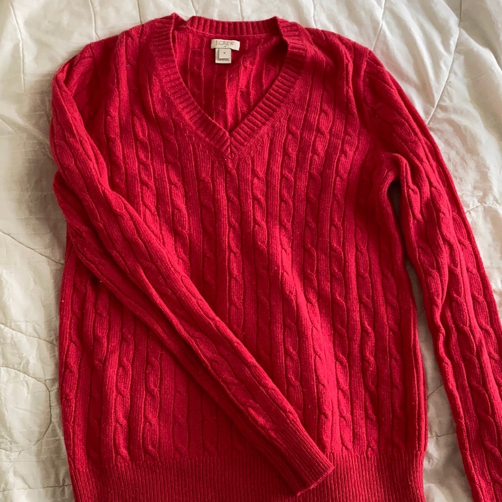 Rasberry colored J Crew v neck sweater size M